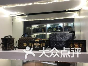 上海展览中心 生活服务与展览展示服务的卓越典范